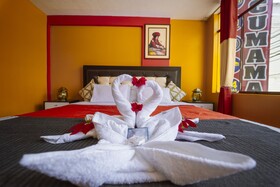 Yakumama Hotel