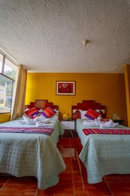 Yakumama Hotel