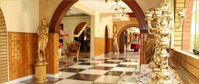 The Roke’s Plaza Hotel