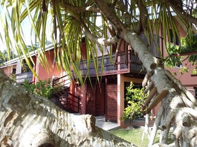 Bora Bora Holiday's Lodge