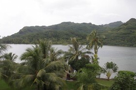Apoomatai Bay Bungalow