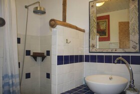 Apoomatai Bay Bungalow