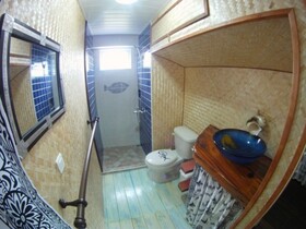 Apoomatai Bay Bungalow