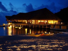 Royal Huahine