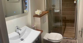 Moana Breeze Eco Lodge