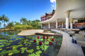Tahiti Ia Ora Beach Resort - Managed by Sofitel