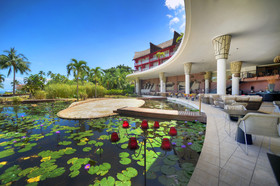 Tahiti Ia Ora Beach Resort - Managed by Sofitel