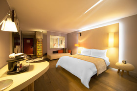Tahiti Ia Ora Beach Resort - Managed by Sofitel