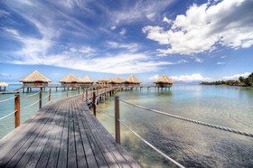 Tahiti Ia Ora Beach Resort - Managed by Sofitel
