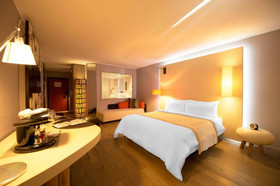 Tahiti Ia Ora Beach Resort - Managed by Sofitel