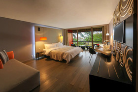 Tahiti Ia Ora Beach Resort - Managed by Sofitel