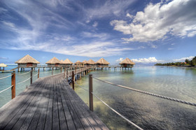 Tahiti Ia Ora Beach Resort - Managed by Sofitel