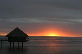 Tahiti Ia Ora Beach Resort - Managed by Sofitel