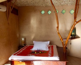 Vanira Lodge