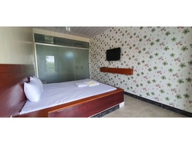 Dragon Pod Hotel And Resort by OYO Rooms