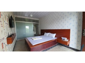 Dragon Pod Hotel And Resort by OYO Rooms