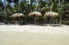 Peace & Love Beach Club