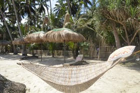 Peace & Love Beach Club