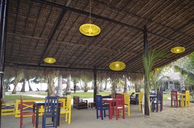 Peace & Love Beach Club