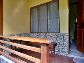 Elsa's Cottage & Restaurant