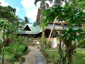 Elsa's Cottage & Restaurant