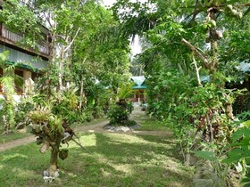 Elsa's Cottage & Restaurant