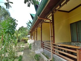Elsa's Cottage & Restaurant
