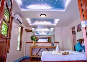 Peak View Resort by Cocotel