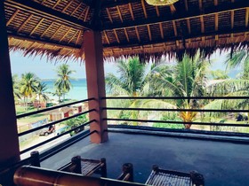 Amihan Seaside Inn