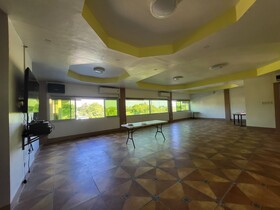 Rooms R Us - Villa Elsie Resort