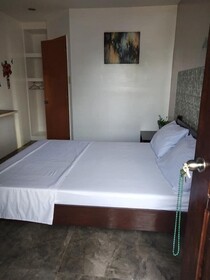 Hrj Hotel
