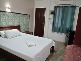 Hrj Hotel
