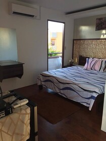 Hrj Hotel