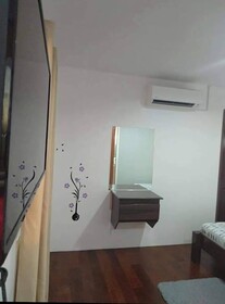 Hrj Hotel