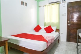 Myrna's Pension House by OYO Rooms