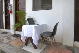 Myrna's Pension House by OYO Rooms