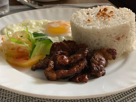 Villa MJ Maristela Beach Resort