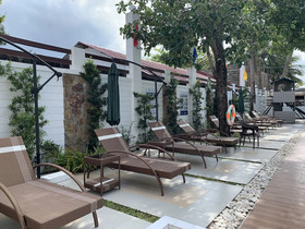 Villa MJ Maristela Beach Resort