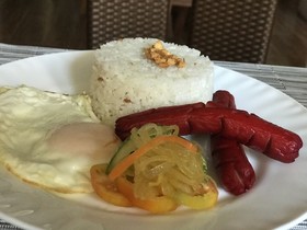 Villa MJ Maristela Beach Resort