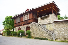 Paradores Del Castillo