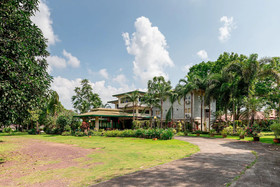 Hacienda Darasa by ZEN Rooms