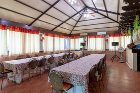 Hacienda Darasa by ZEN Rooms