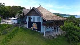 Parrot Paradise Resort