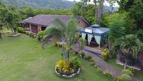 Parrot Paradise Resort