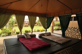 Parrot Paradise Resort