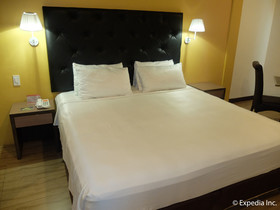 Apollonia Royale Hotel