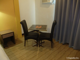 Apollonia Royale Hotel