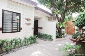 Gardenview Hotel