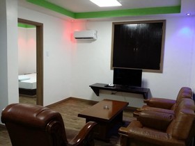 Gogo Hotel