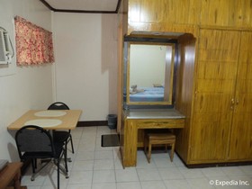 Horizon Frontier Hotel